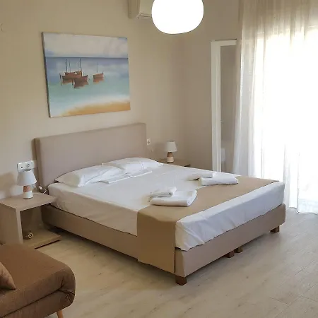 Minimalistic Apartment *